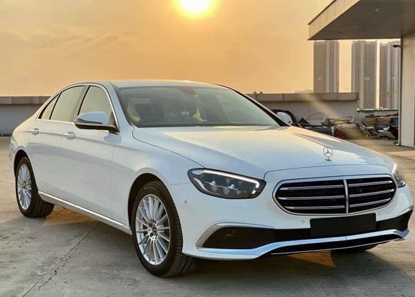 Mercedes Exclusive E200