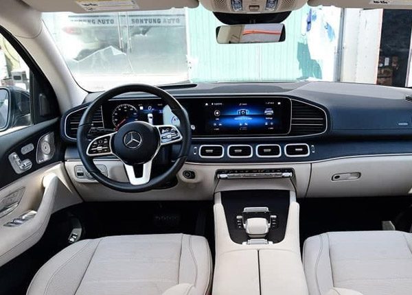 Mercedes GLS 450 4MATIC