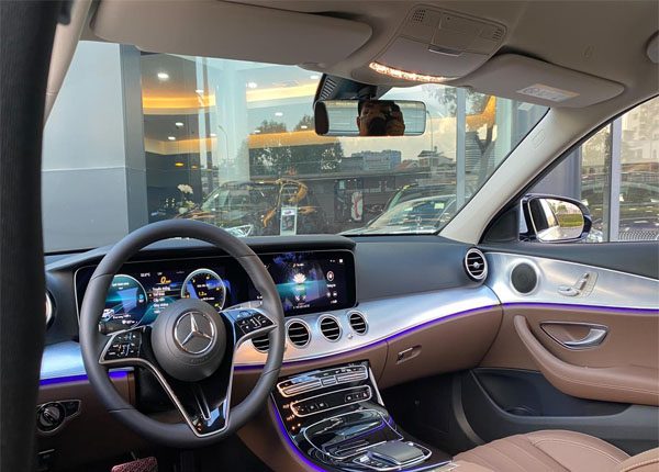 xe Mercedes E180
